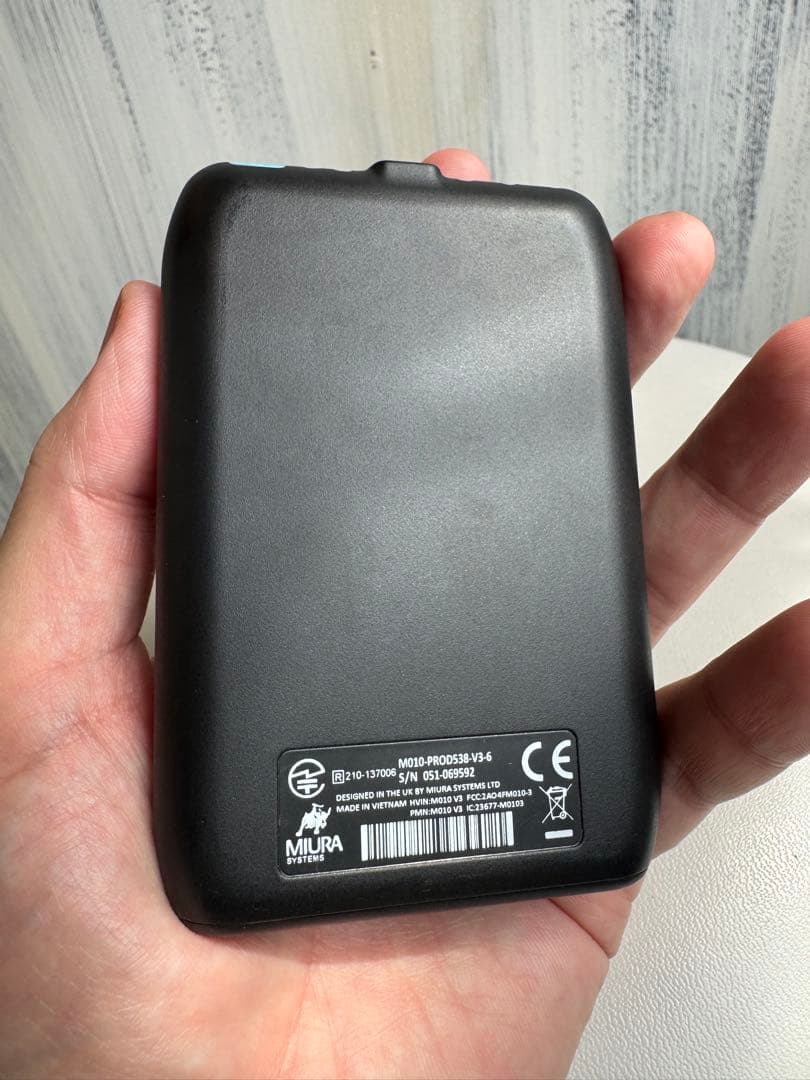 リクルート　クレジットカードリーダー