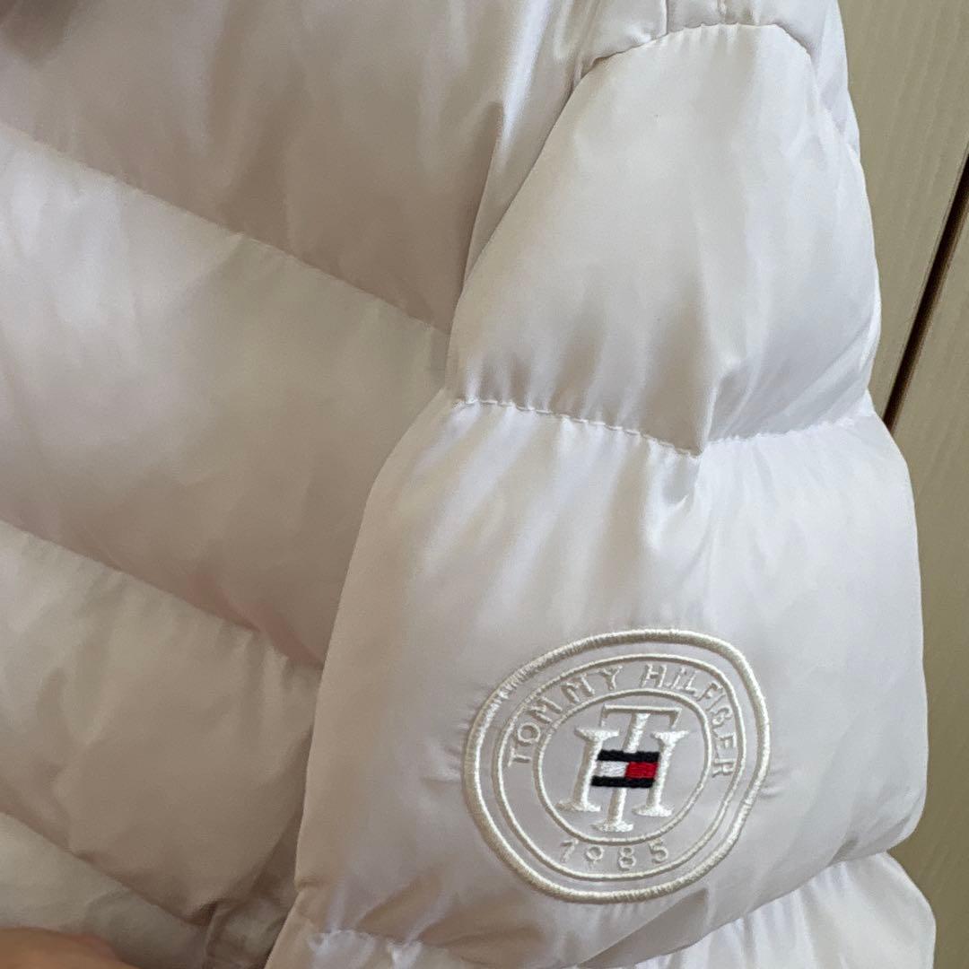   ホワイトダウンジャケット