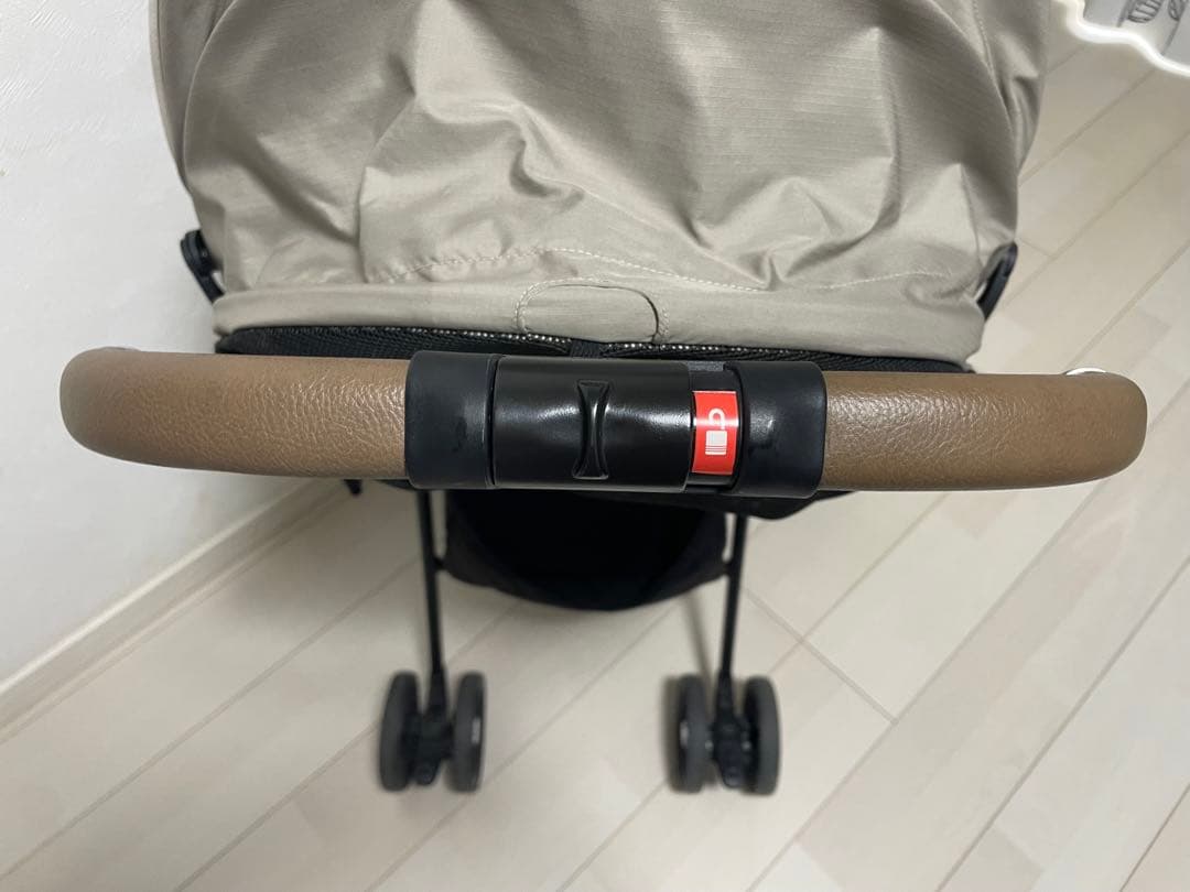 【美品】Aprica マジカルエアークッションAD ベビーカー レザーハンドル