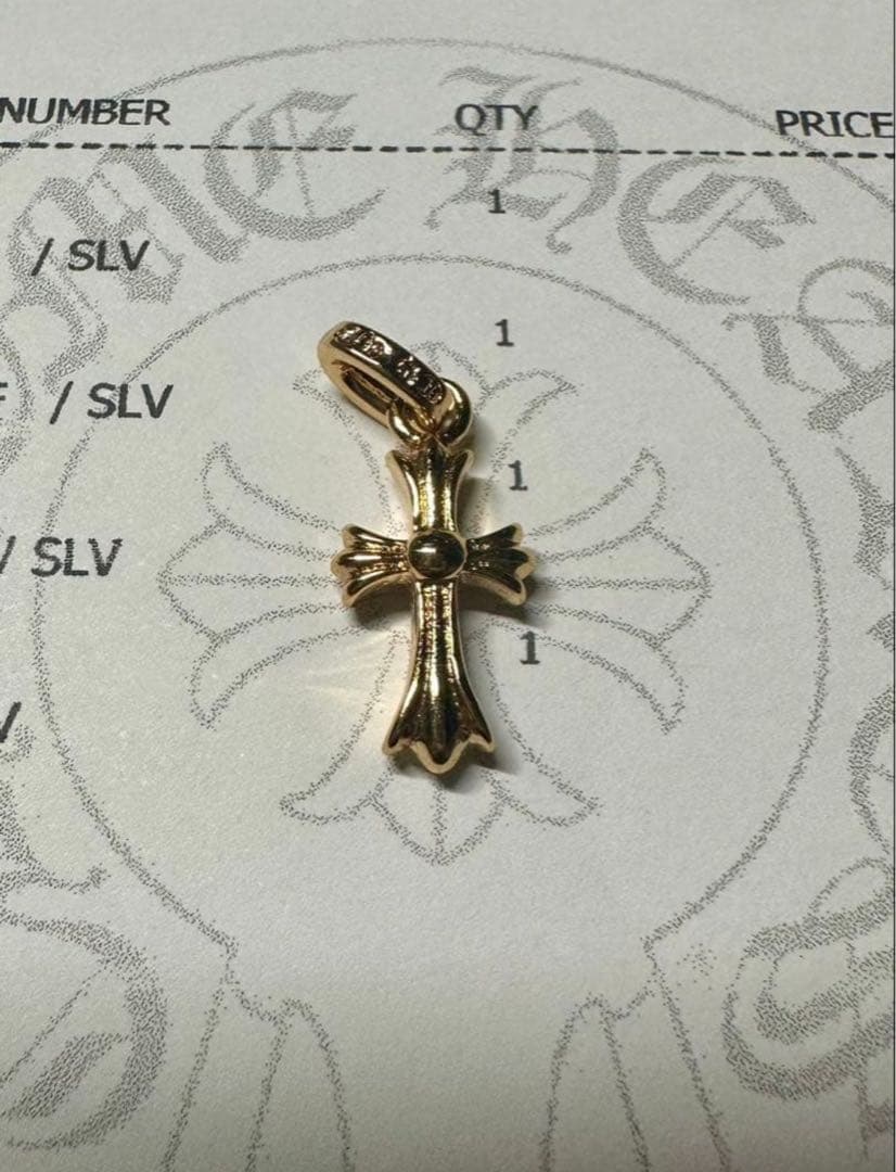 n*n様 た*し様 クロムハーツ　クロスベビーファット　チャーム22K天然パヴェ