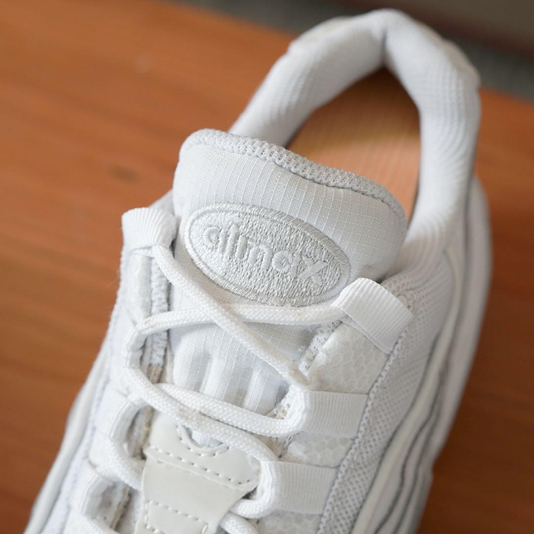 靴 Nike Air Max 95 Essential White 27.0