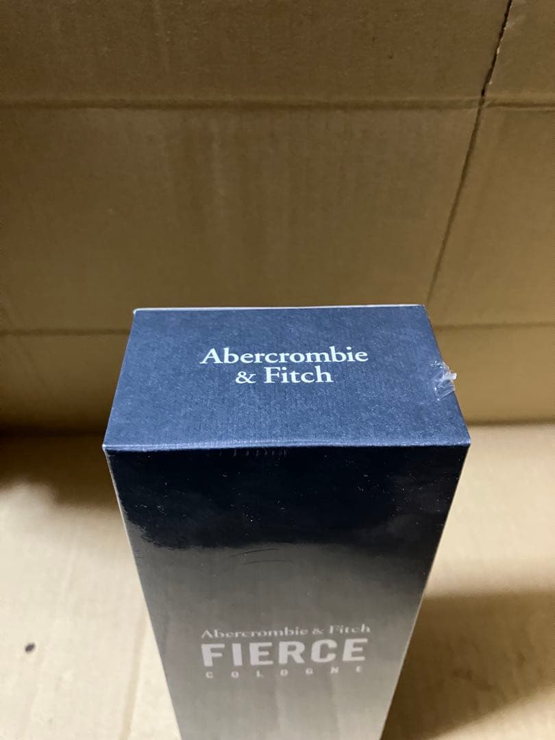 新品未開封 アバクロ 香水 フィアース 200ml