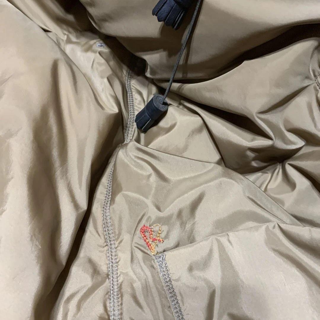 45R、フード付ナイロンリバーシブルAラインダウンコート