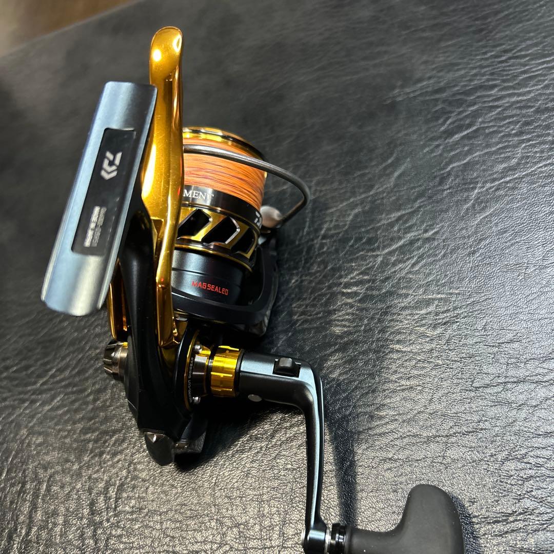 Daiwa トーナメント2500SH-LBD リール