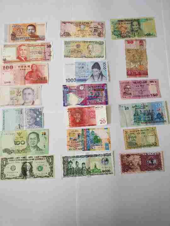 世界の紙幣　日本で入手不可多数！
