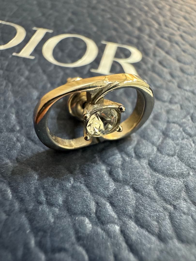 【Fyfygghhhhjh 】DIOR (ディオール) CD ピアス