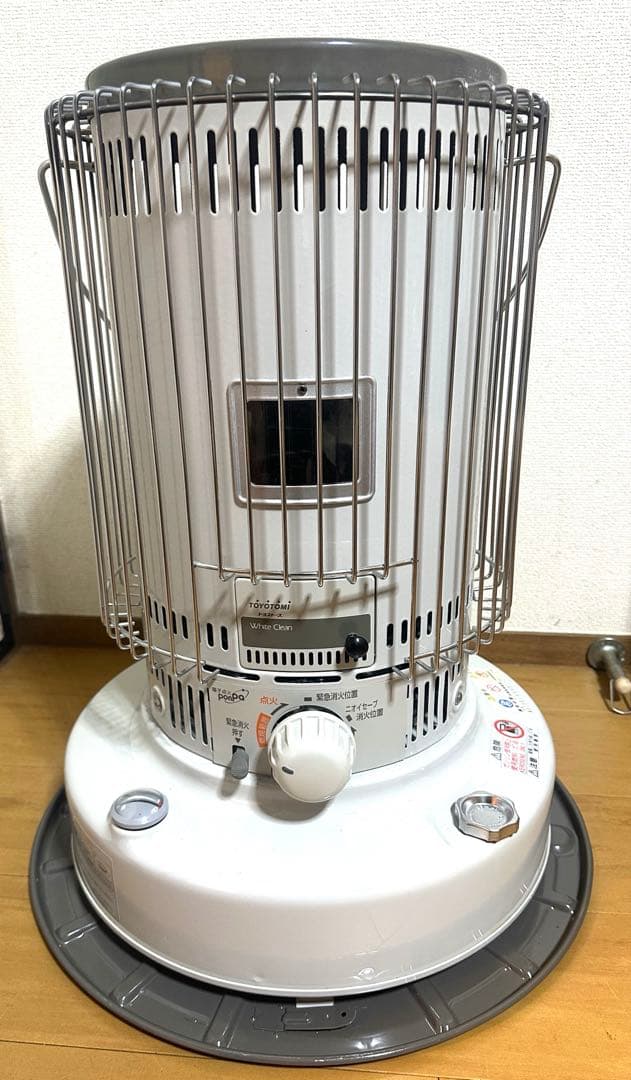TOYOTOMI KS-67H ストーブ 対流式　ホワイト