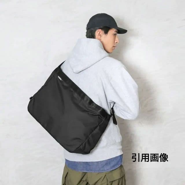 新品 CHROME クローム ニュースペーパー メッセンジャー バッグ 26L
