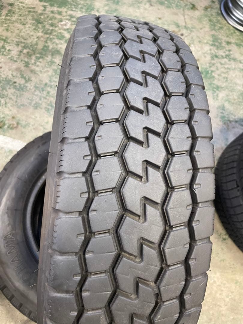 【中古オールシーズンタイヤ】205/70R16 ホイールなし２本セット