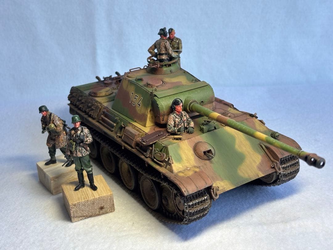 1／３５ドイツ陸軍パンサーG型戦車プラモデル完成品