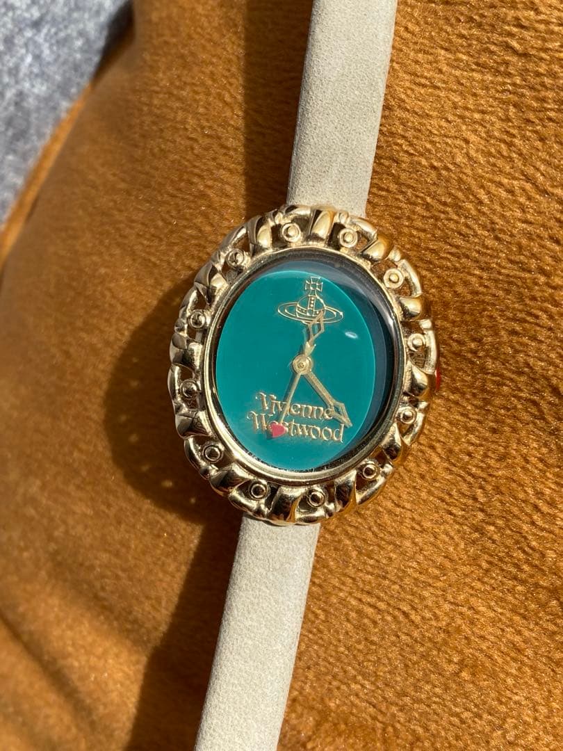 vivienne westwood 腕時計【要電池交換】