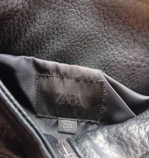 ZARAフェイクレザージャケット ブラック ハイネック L