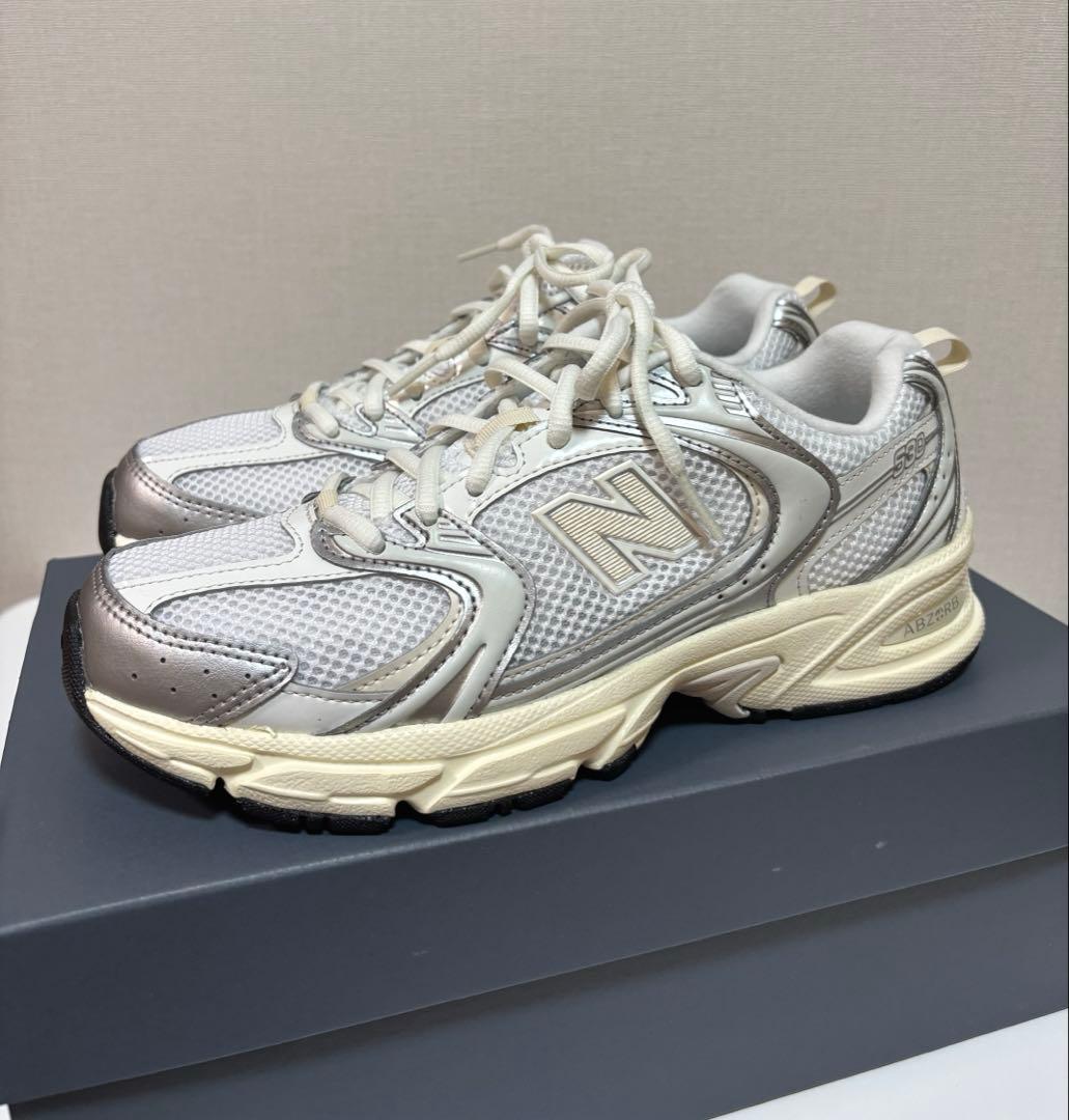 新品ニューバランス　U530/スニーカー ユナイテッドアローズ　定価12980円