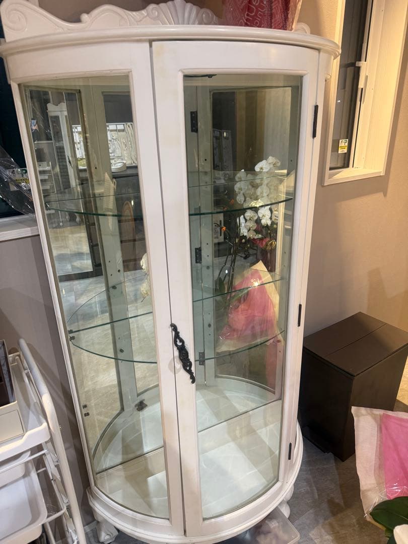 ホワイト 円形 ガラスキャビネット