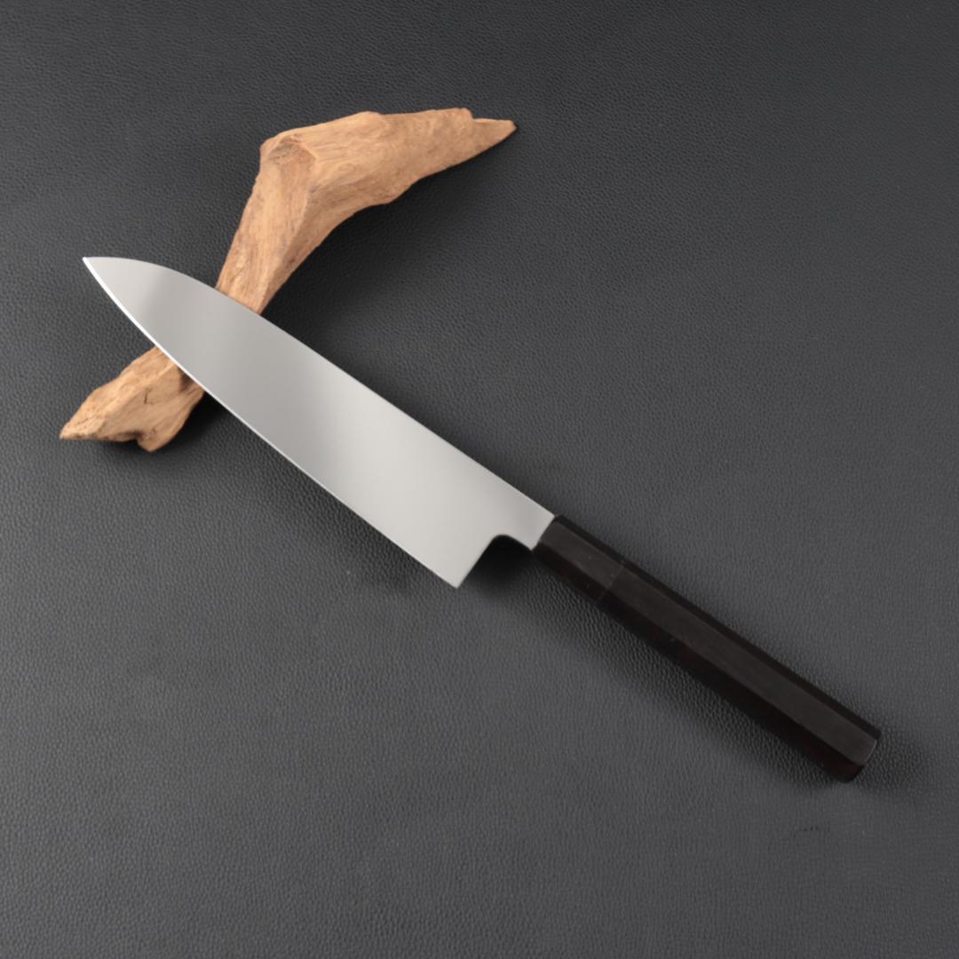 11038牛刀7寸家庭用 業務用 刺身包丁 鏡面仕上げ 両刃 黒檀黒水牛角八角柄