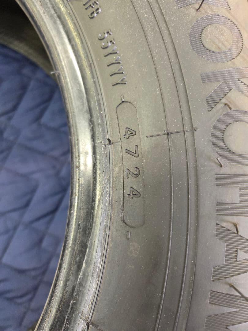 バリ山！195/80R15 107/105Q　LT ヨコハマ　ブルーアースバン