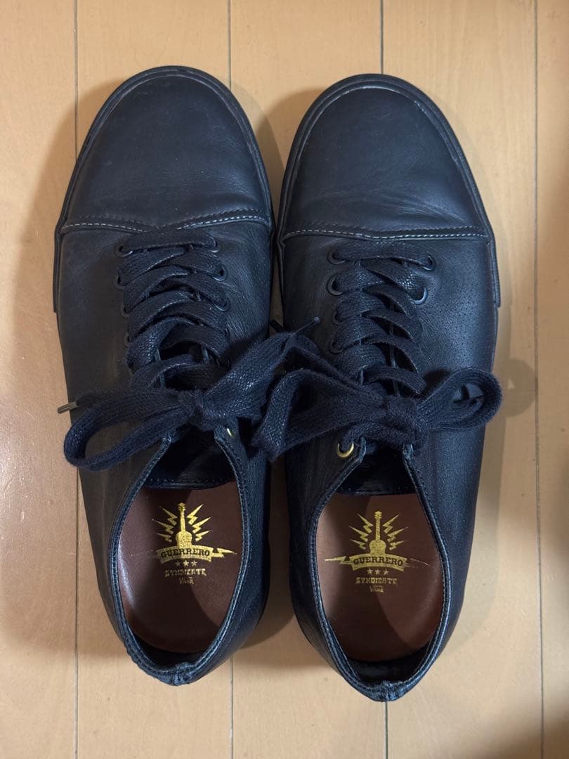 lambic→VANS SYNDICATE  GUERRERO