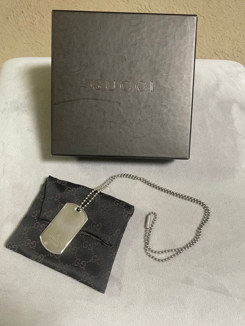 ほ*ね様 GUCCI ドッグタグネックレス