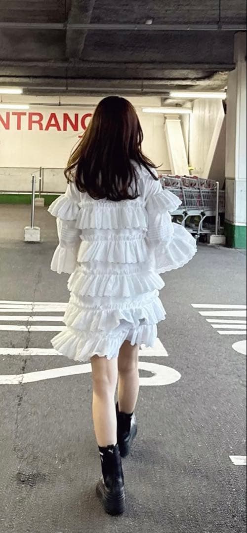 bibiy 新品未使用タグ付き　フリルワンピース