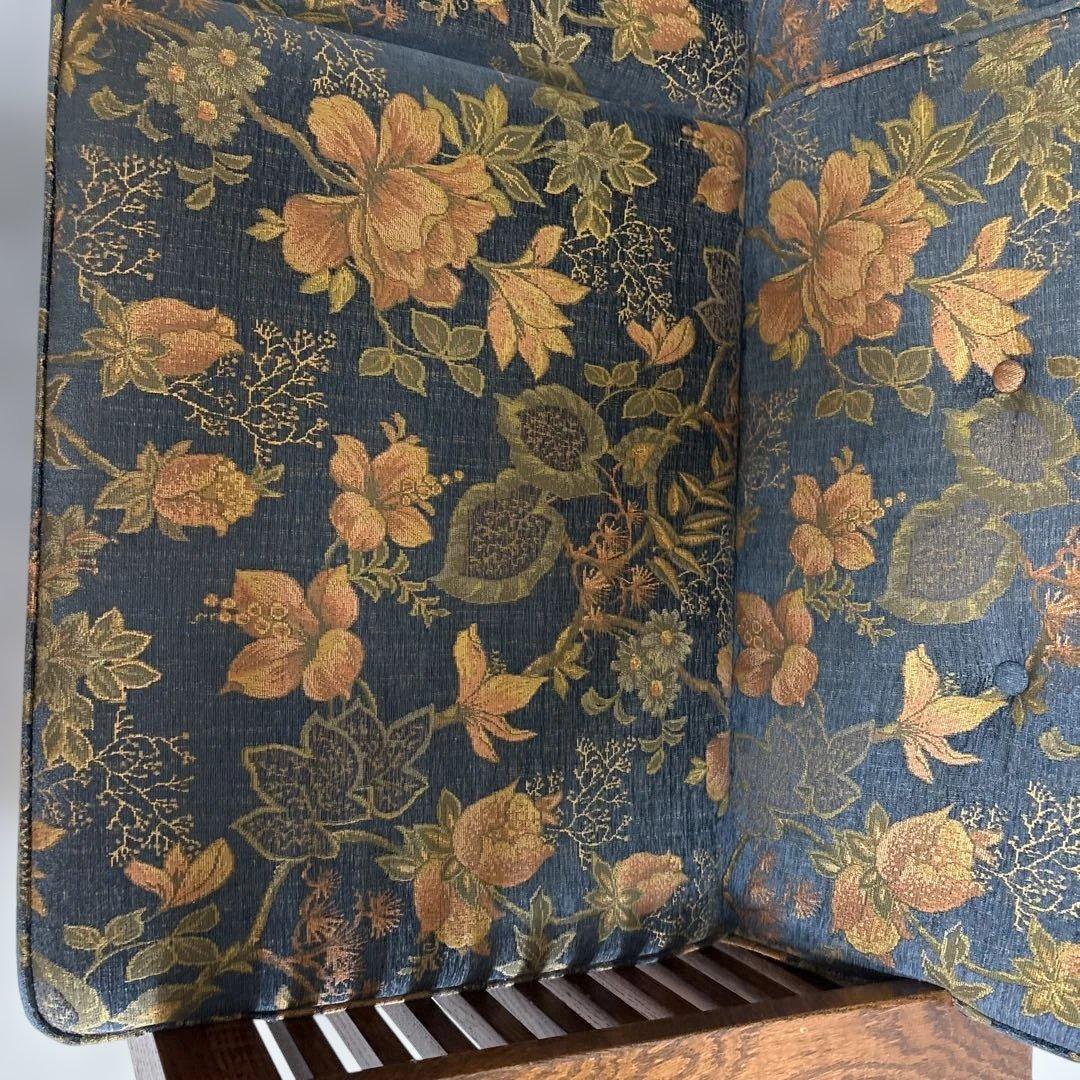 花柄のカジュアル座椅子