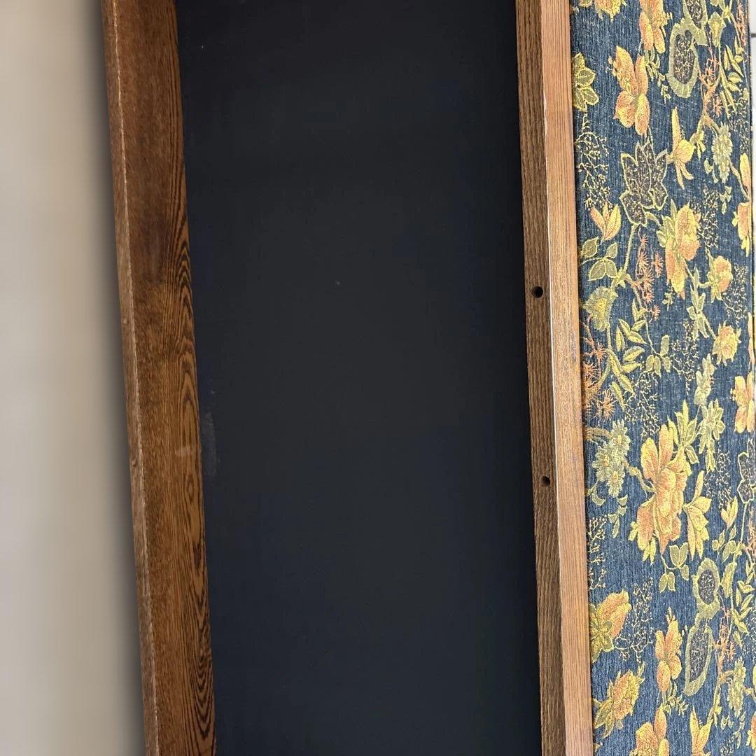 花柄のカジュアル座椅子