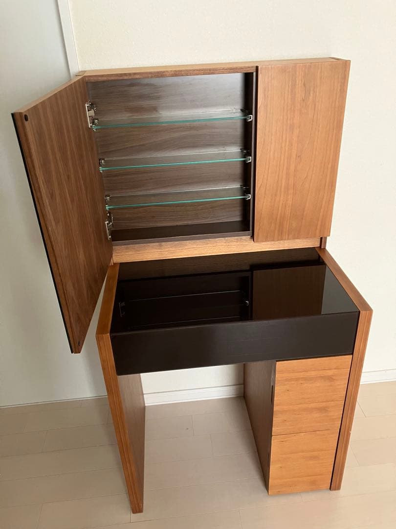 小樽 モーダエンカーサ ドレッサー 天然木 ガラス