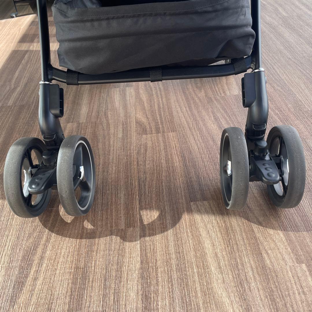 【美品】Aprica ラクーナビッテ クッション レザーハンドル ベビーカー