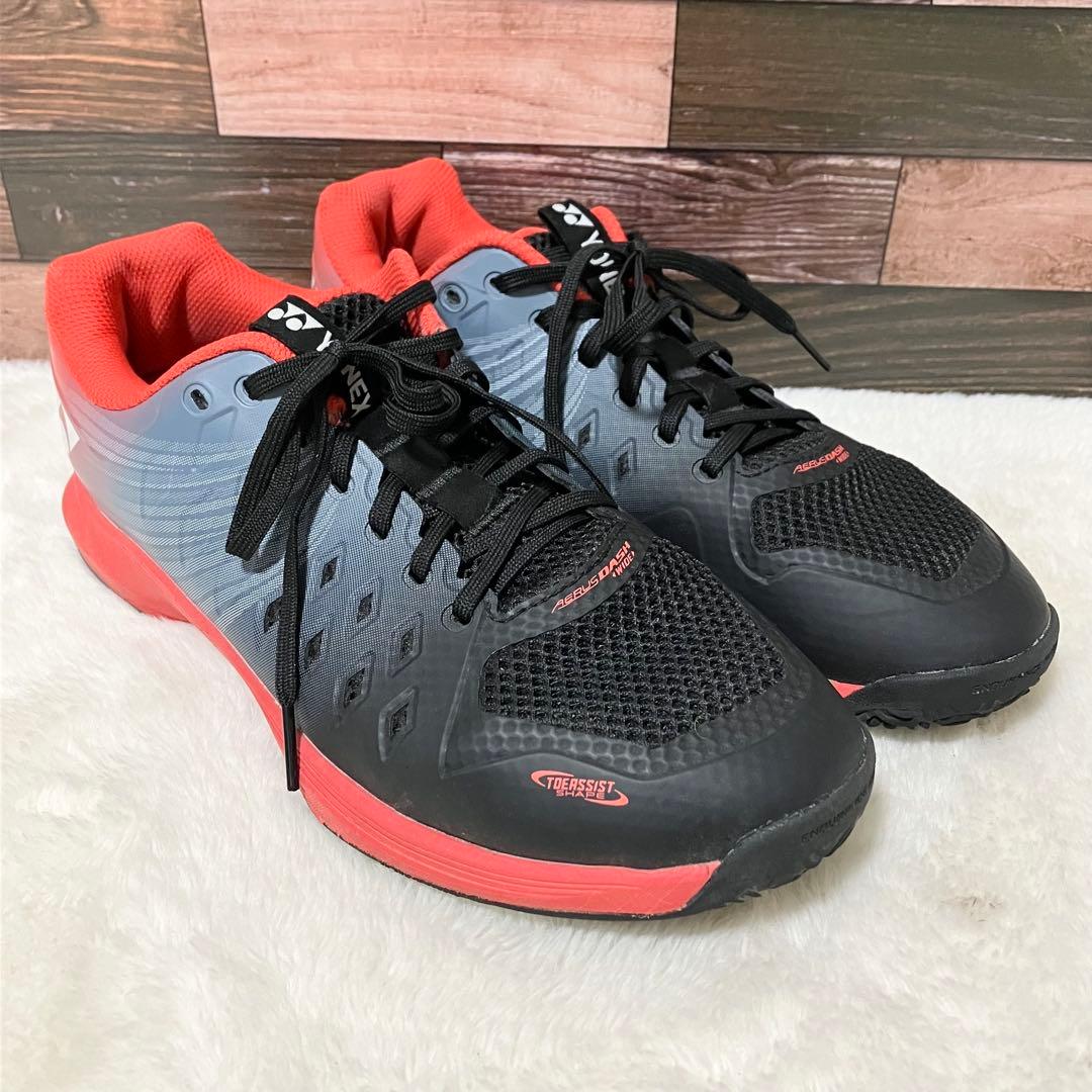 美品 YONEX テニスシューズ クレー 砂入り人工芝用 靴 25.5 男女兼用