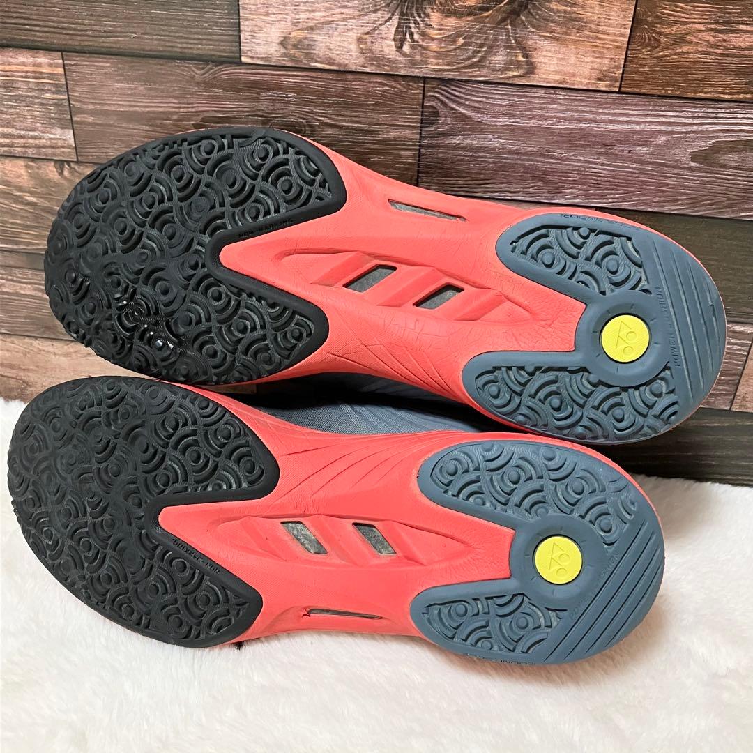 美品 YONEX テニスシューズ クレー 砂入り人工芝用 靴 25.5 男女兼用