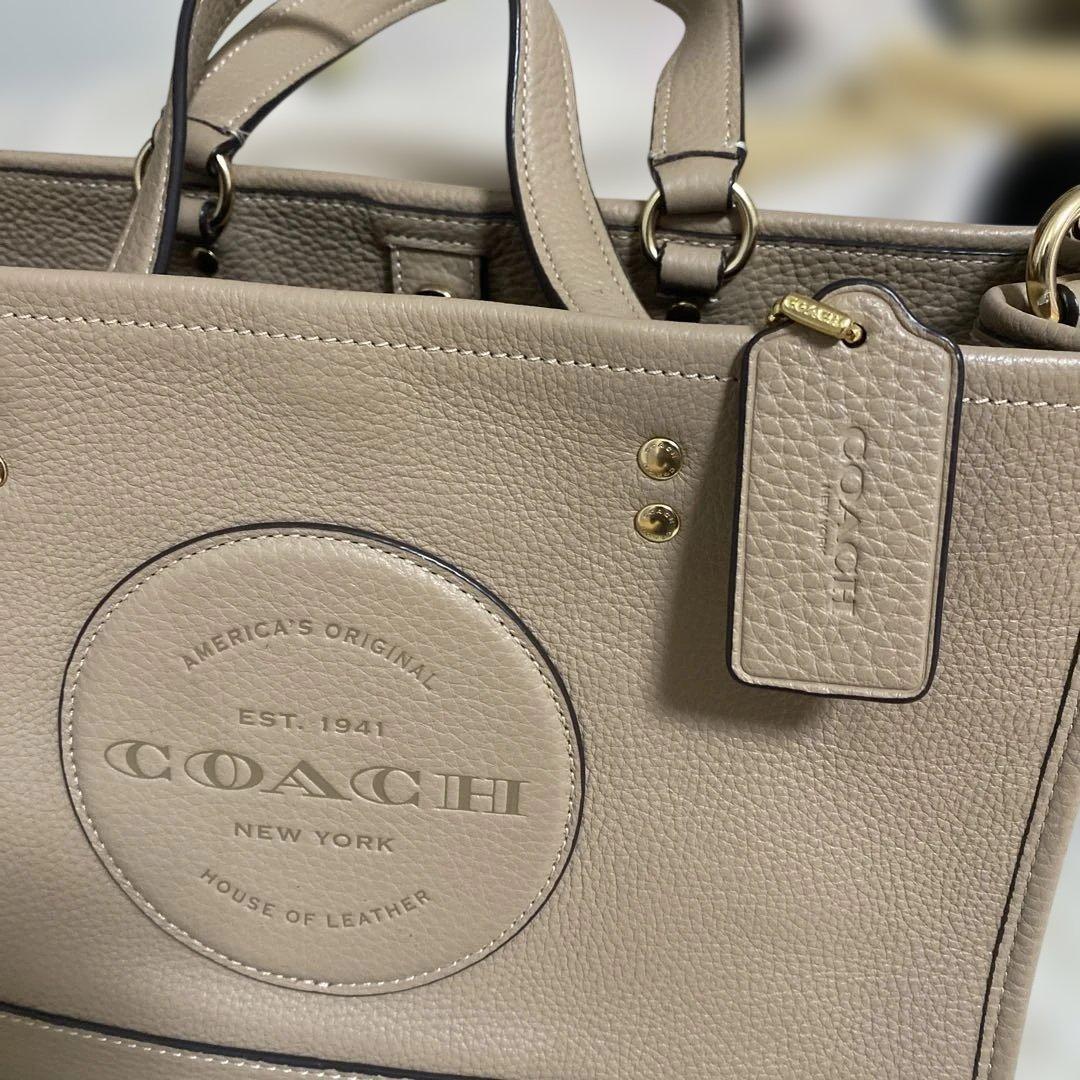 coachデンプシー　トートバッグ　ベージュ