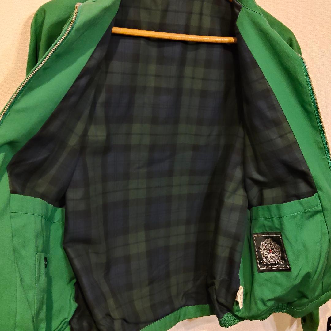未使用　VAN 緑色 ジップアップ　ジャケット