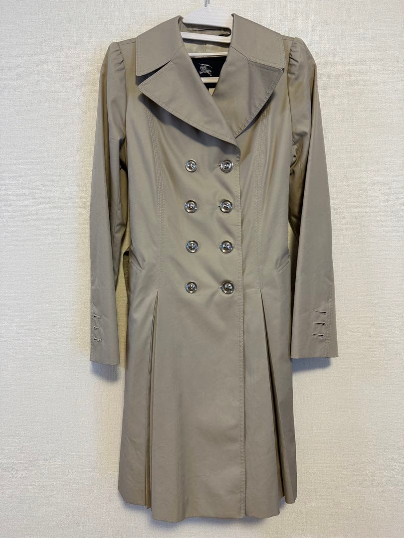 【BURBERRY】　ベージュ ダブルブレスト トレンチコート