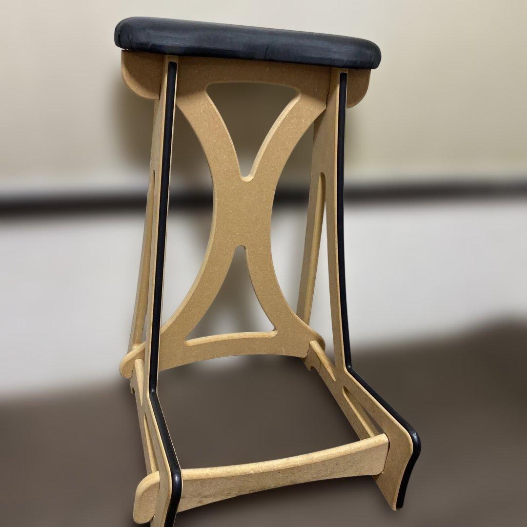 コントラバス用スタンド兼スツール