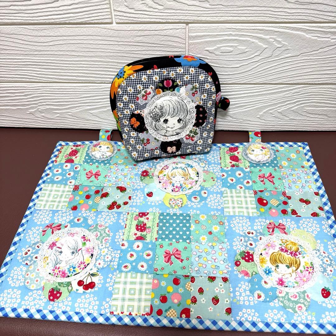 ウサギ様・ロマンズアイタペストリー1点・ポーチ1点