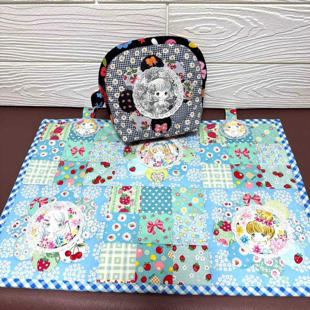 ウサギ様・ロマンズアイタペストリー1点・ポーチ1点