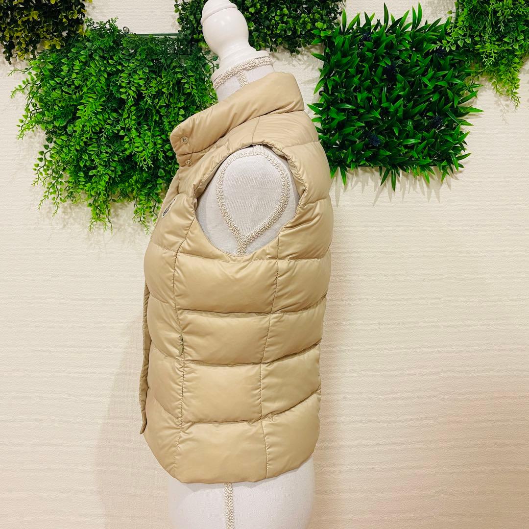 ⭐️モンクレール ダウンベスト 胸元ロゴワッペン インナーダウン