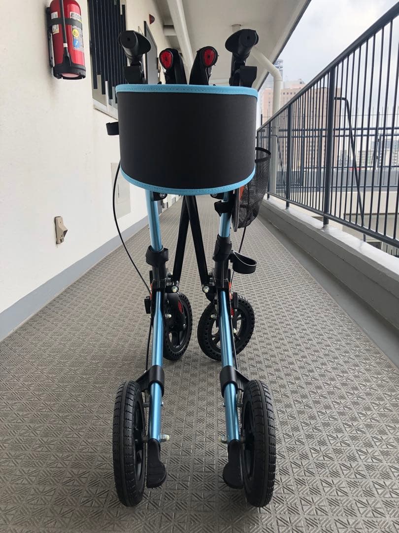 歩行器 1回のみ使用【美品】