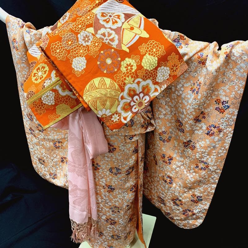 508ag25□七五三 七歳 女児 着物&丸帯 小花柄 淡いオレンジ□美品