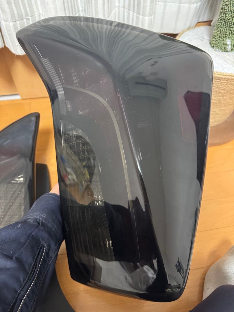 激安ヴァレンティ30プリウス後期スモークLEDテールランプ❗️ 割れ無し点灯OK❗️