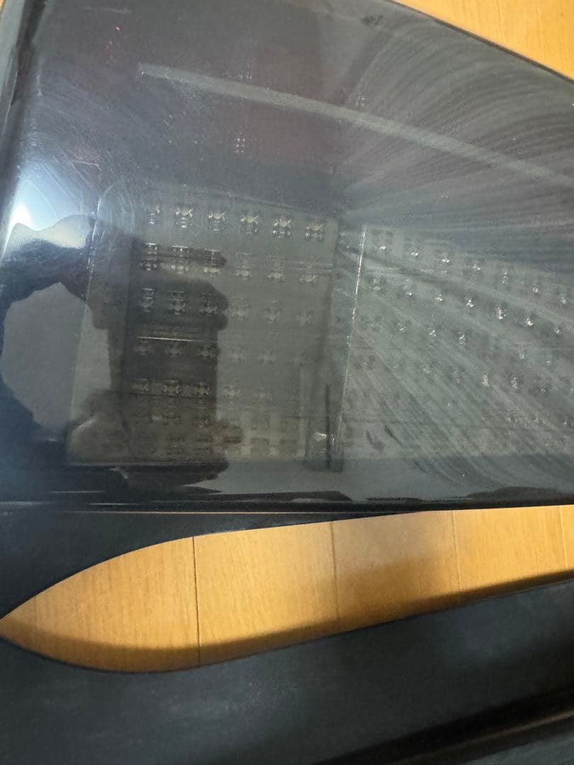 激安ヴァレンティ30プリウス後期スモークLEDテールランプ❗️ 割れ無し点灯OK❗️