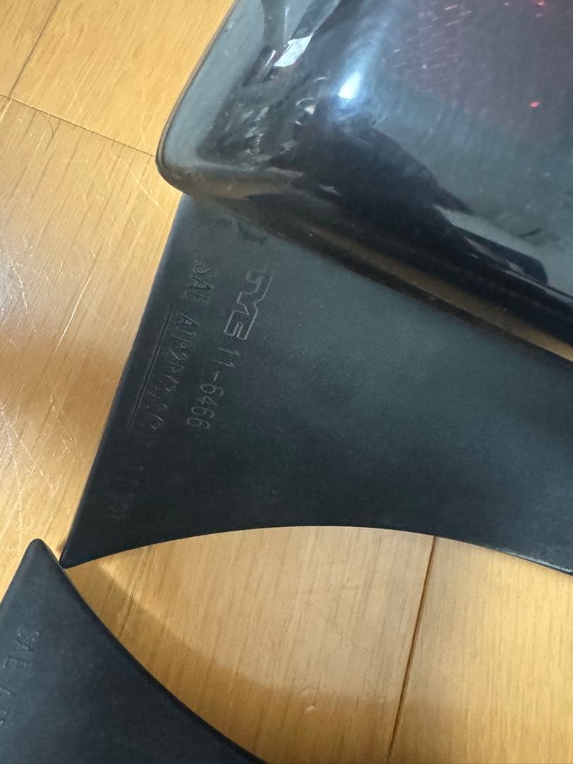 激安ヴァレンティ30プリウス後期スモークLEDテールランプ❗️ 割れ無し点灯OK❗️