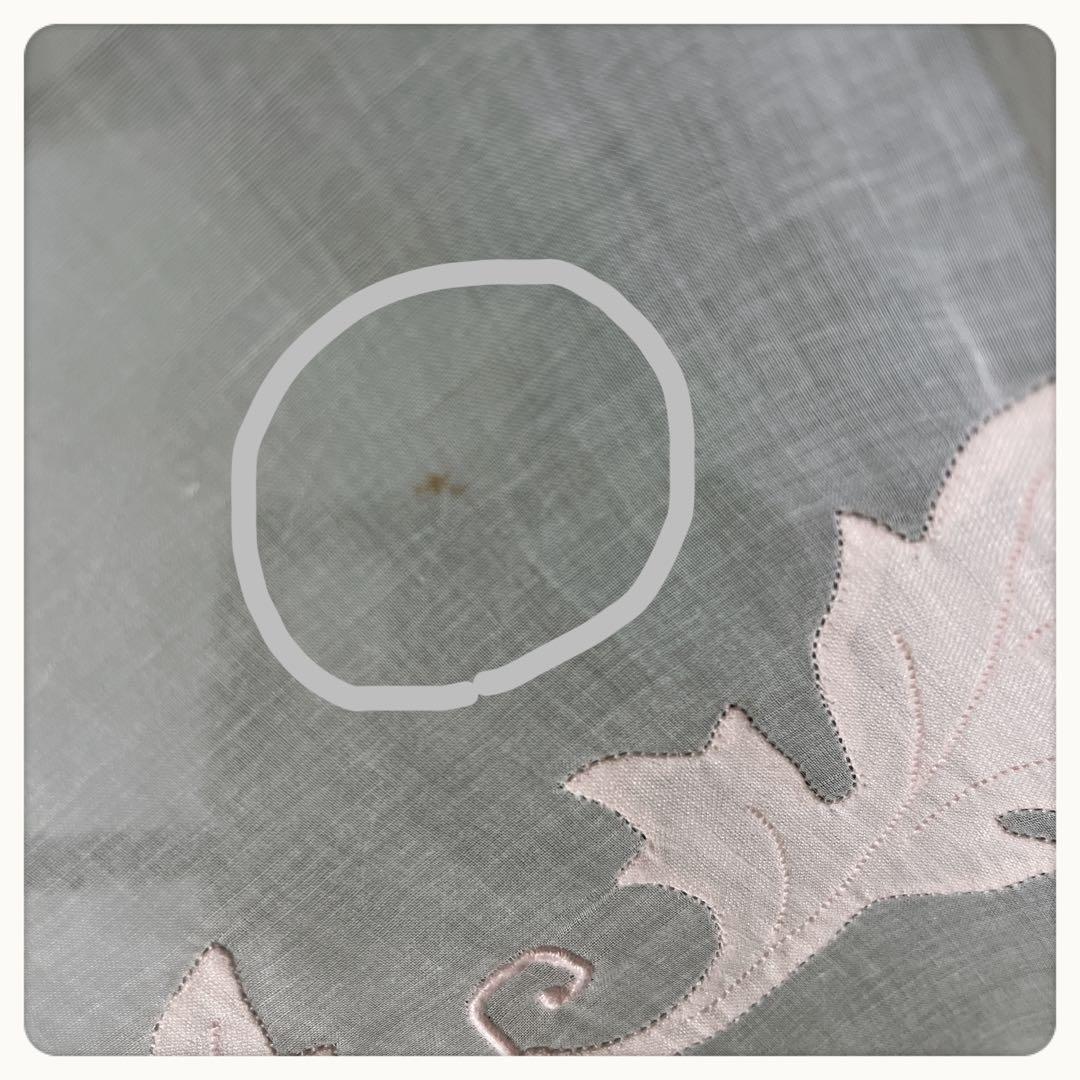 ポルトガル　超緻密な手刺繍のテーブルクロス　マディラ島ハンドメイド