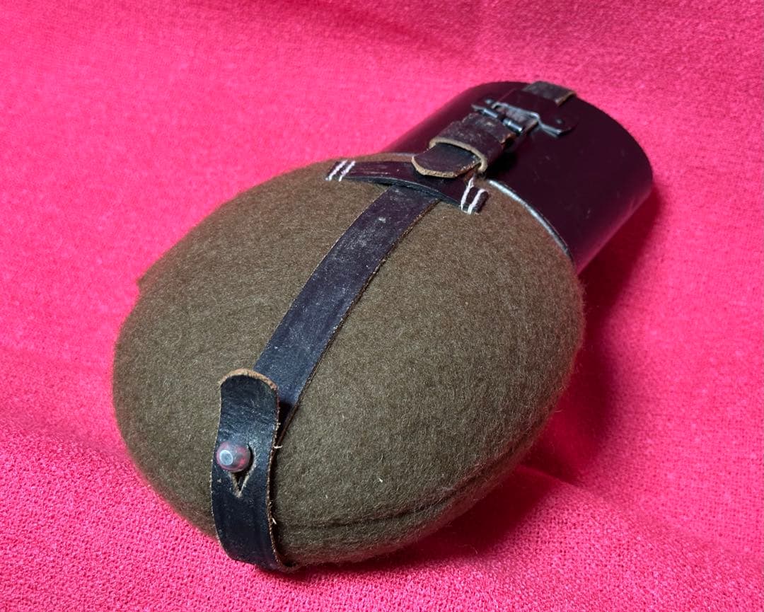 【専用】WWⅡドイツ軍／M31型アルミカップ付水筒＆兵下士官用ストレートスコップ