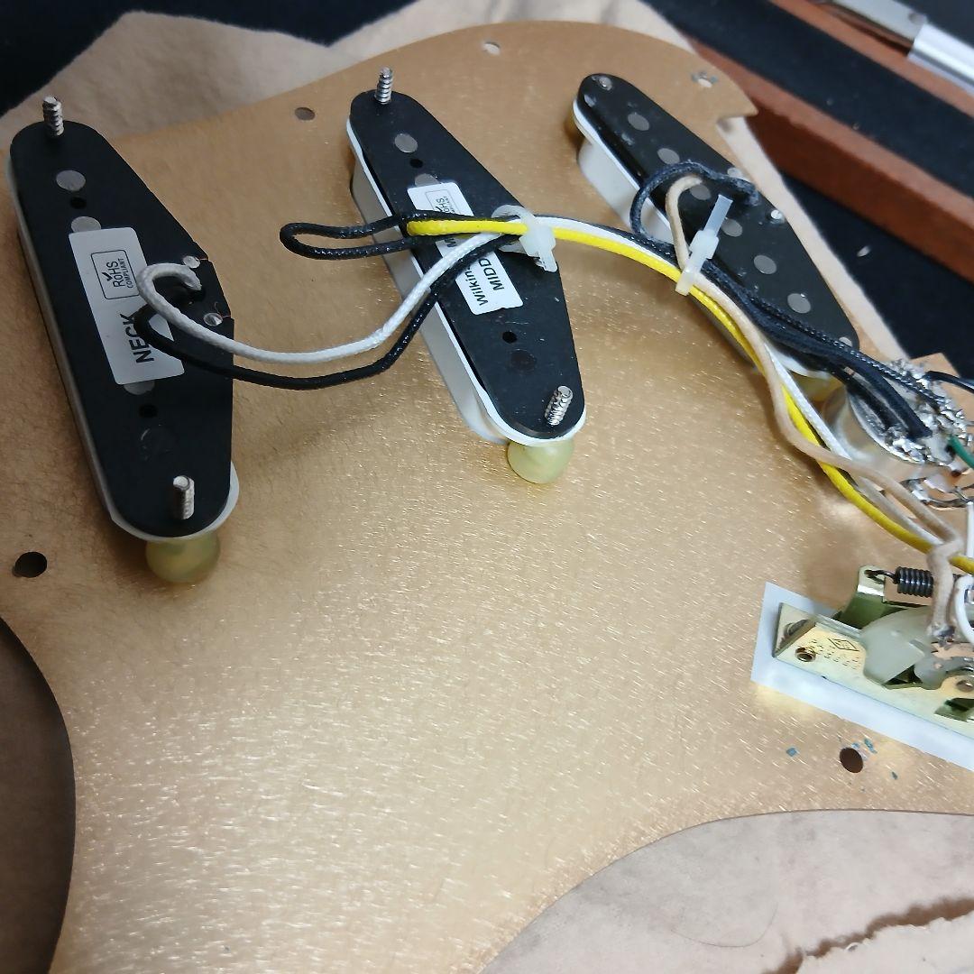 こだわりパーツ　ストラトキャスタータイプ　コンポーネントギター