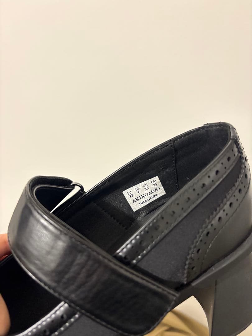 AKIKO AOKI ブラック メリージェーン パンプス