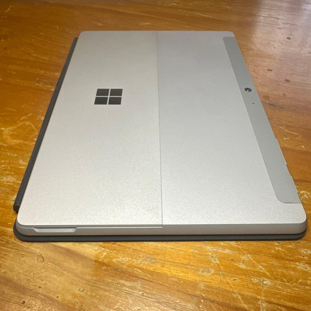 【極美品】Surface Go 2 128GB (1926）充電器付・初期化済
