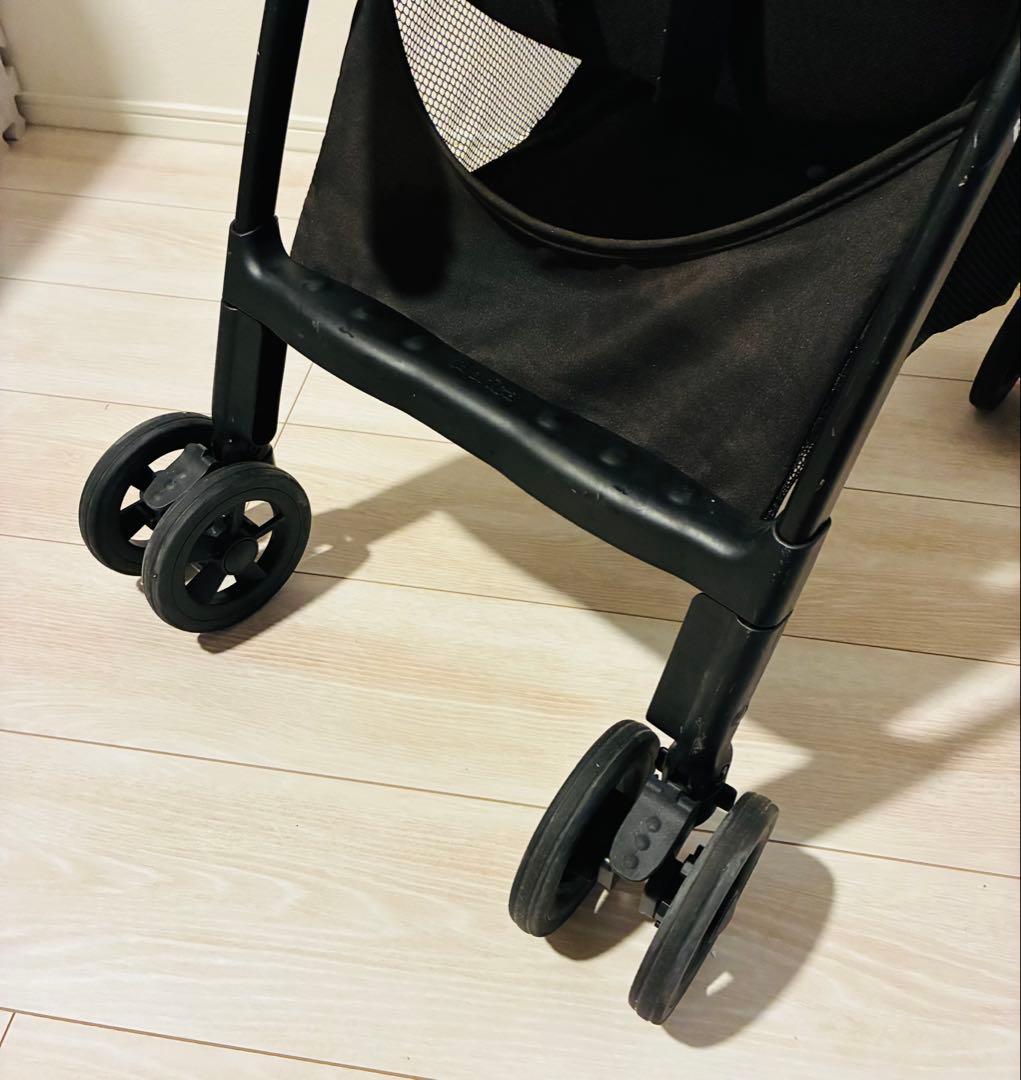 綺麗！アップリカ マジカルエアー AG カーキ 超軽量3.2kg