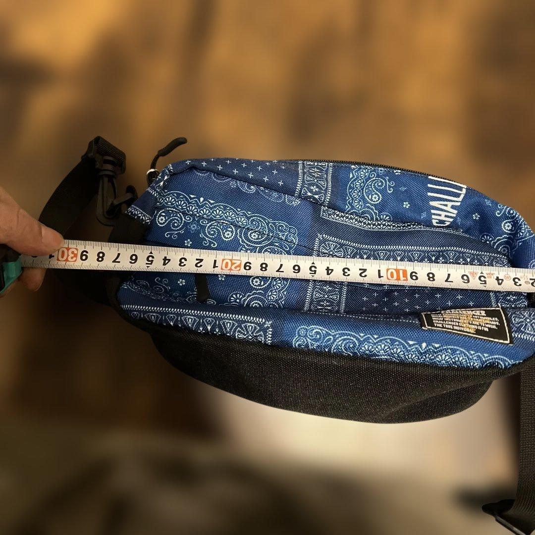 CHALLENGER バンダナ柄 ボディバッグ