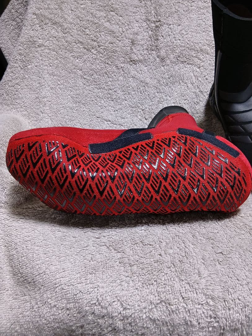 25-26 SURF8 3mm スプリットソール 中割れ85F1FX1/25.5