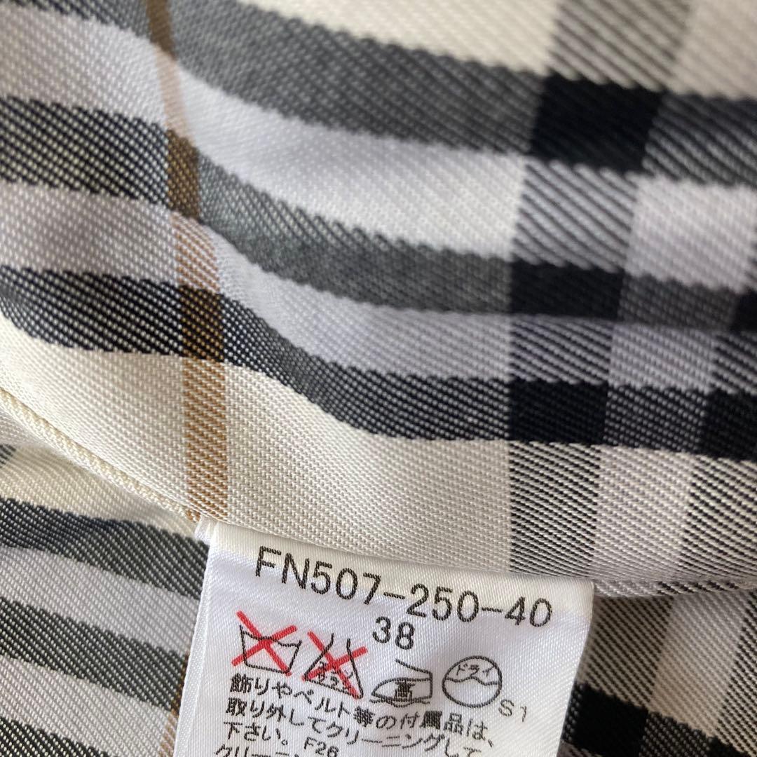 ay.n 　バーバリーブルーレーベル　トレンチコート　ノバチェック